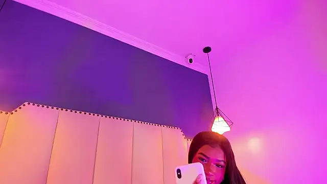 Snapshot of SophiaBloss chatting on 01.08.26 SophiaBloss online show from 01.08.26