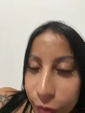 Snapshot of BetanyMiller chatting on 05.16.26 BetanyMiller online show from 05.16.26