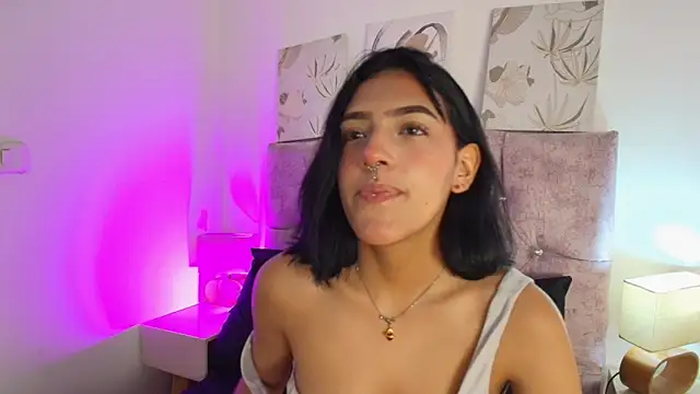 Dulce Bella  online show from 02.13.26