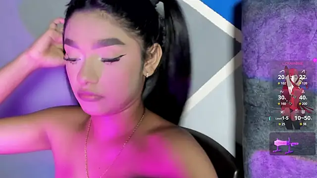 Snapshot of lau-hot chatting on 11.27.25 lau-hot online show from 11.27.25