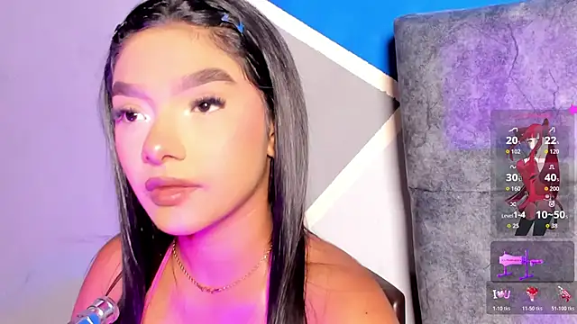 Snapshot of lau-hot chatting on 11.28.25 lau-hot online show from 11.28.25