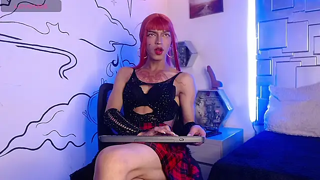 Snapshot of Trinity_Knox chatting on 10.27.25 Trinity Knox online show from 10.27.25