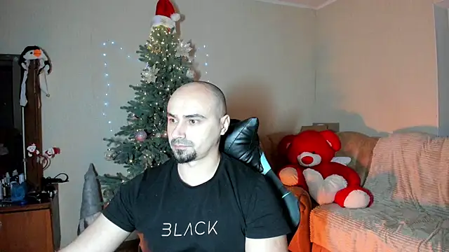 Snapshot of Gri_SH chatting on 12.22.25 Gri SH online show from 12.22.25