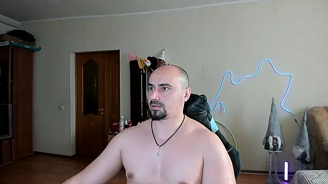 Snapshot of Gri_SH chatting on 03.11.26 Gri SH online show from 03.11.26