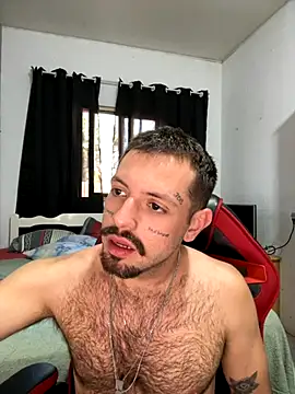 Luccaskonig online show from 10.21.25