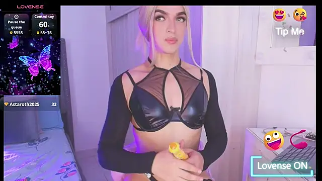 Snapshot of NattashaDior_ chatting on 03.27.26 NattashaDior online show from 03.27.26