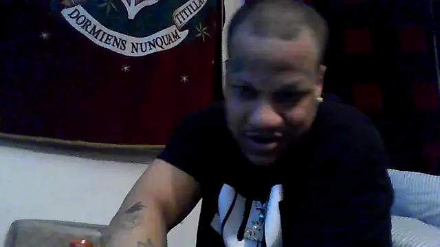 Snapshot of Sexdemonfrfr chatting on 02.13.26 Sexdemonfrfr online show from 02.13.26