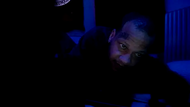 Snapshot of Sexdemonfrfr chatting on 02.16.26 Sexdemonfrfr online show from 02.16.26