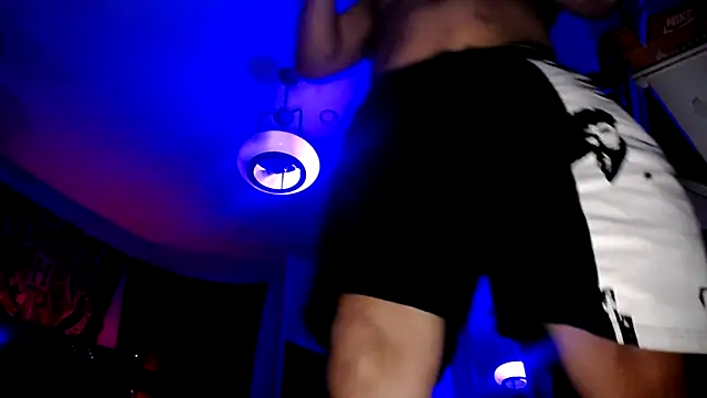 Snapshot of Sexdemonfrfr chatting on 02.22.26 Sexdemonfrfr online show from 02.22.26