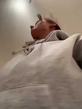 SophiiaStarr online show from 10.30.25