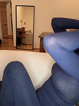 SophiiaStarr online show from 11.30.25