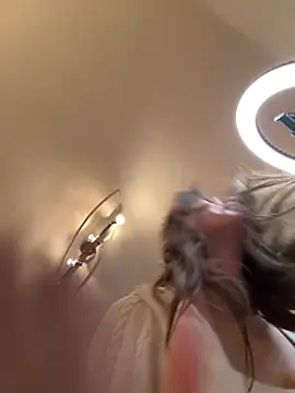 SophiiaStarr online show from 01.06.26