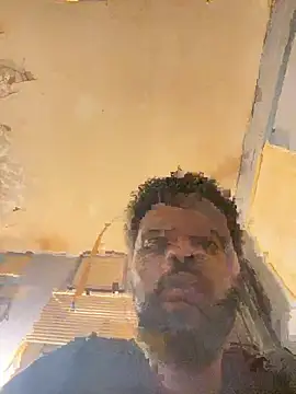 Snapshot of MRFreakBoi chatting on 10.12.25 MRFreakBoi online show from 10.12.25