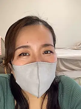 NATSUMI00 online show from 09.29.25