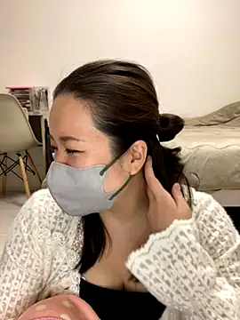 NATSUMI00 online show from 11.08.25