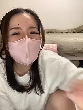 NATSUMI00 online show from 12.14.25