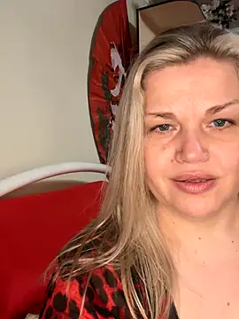 Nayvessa online show from 11.14.25