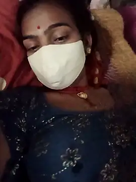 Snapshot of Sharmili_xx chatting on 10.15.25 Sharmili xx online show from 10.15.25