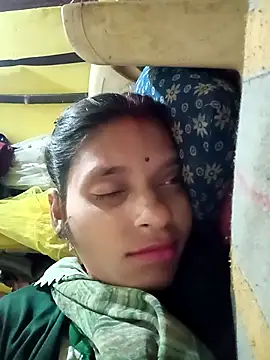 Snapshot of Punam_jindal chatting on 12.20.25 Punam jindal online show from 12.20.25