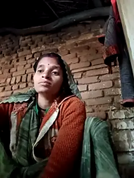 Snapshot of Punam_jindal chatting on 12.21.25 Punam jindal online show from 12.21.25