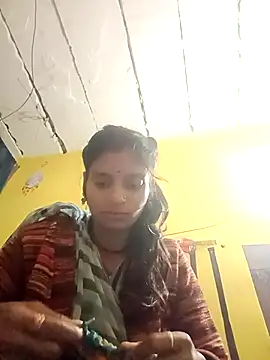 Snapshot of Punam_jindal chatting on 12.22.25 Punam jindal online show from 12.22.25