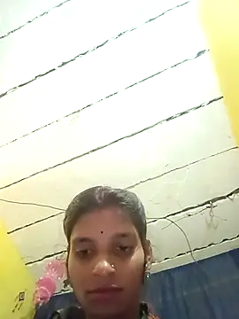 Snapshot of Punam_jindal chatting on 12.23.25 Punam jindal online show from 12.23.25