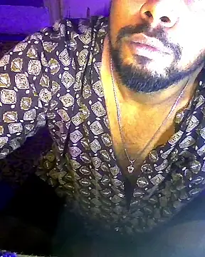 BornToSeduce online show from 05.12.26