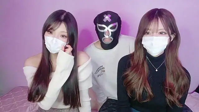 JDsakichan2 online show from 11.30.25