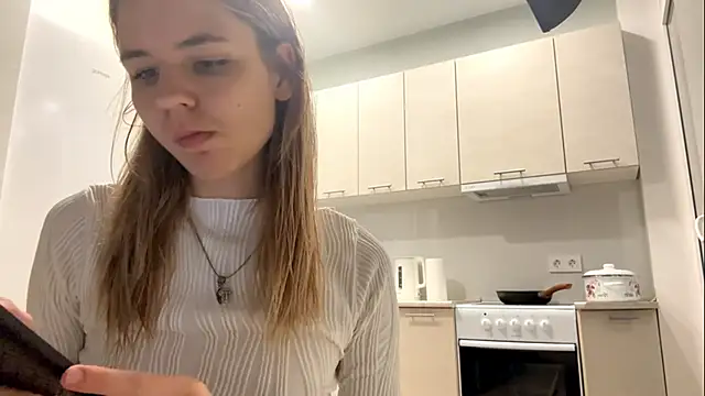 Denni Spilber online show from 10.13.25