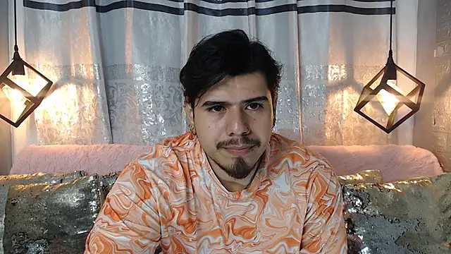 Snapshot of thiago_bos chatting on 09.20.25 thiago bos online show from 09.20.25