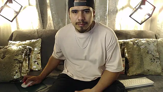 Snapshot of thiago_bos chatting on 10.01.25 thiago bos online show from 10.01.25