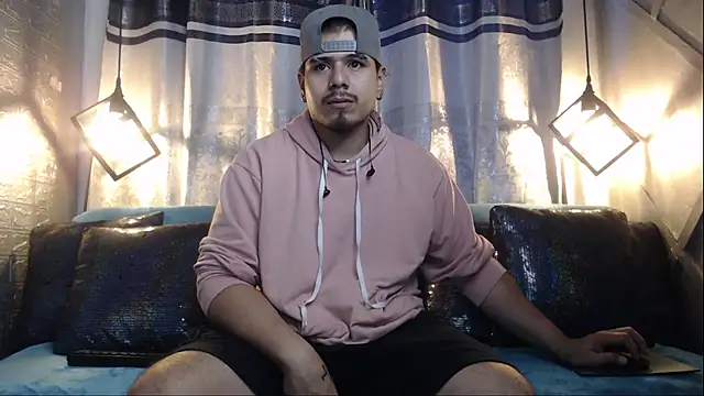 Snapshot of thiago_bos chatting on 10.16.25 thiago bos online show from 10.16.25