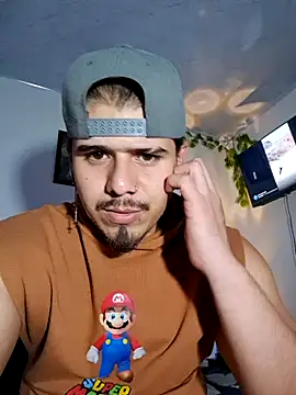 Snapshot of thiago_bos chatting on 10.18.25 thiago bos online show from 10.18.25