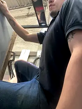 True Di online show from 12.18.25