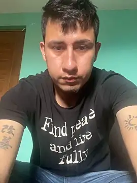 Snapshot of True_Di chatting on 02.14.26 True Di online show from 02.14.26