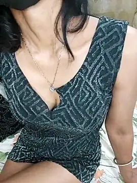 Snapshot of khushicpl chatting on 10.18.25 khushicpl online show from 10.18.25