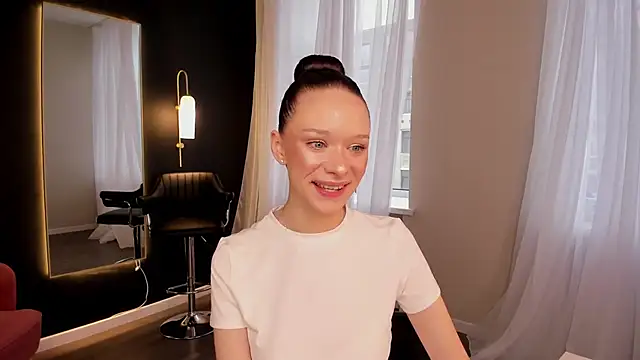 daily glam online show from 10.14.25