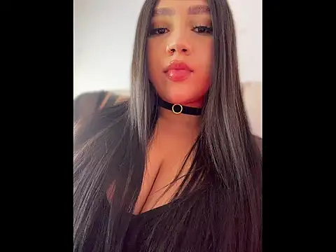 HilaryBlaze online show from 07.28.26