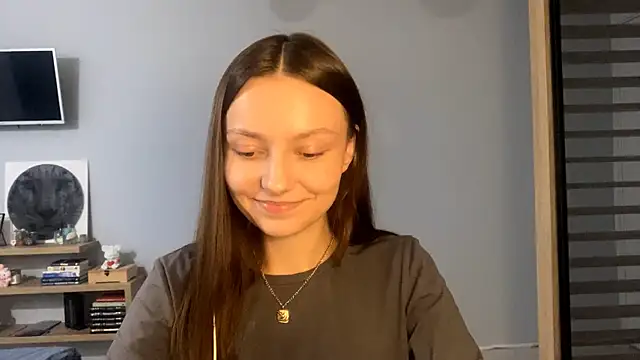 Snapshot of SoulHiperAgne_ chatting on 11.06.25 SoulHiperAgne online show from 11.06.25