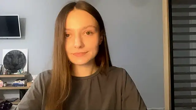 Snapshot of SoulHiperAgne_ chatting on 11.20.25 SoulHiperAgne online show from 11.20.25