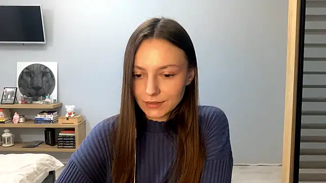 Snapshot of SoulHiperAgne_ chatting on 12.13.25 SoulHiperAgne online show from 12.13.25