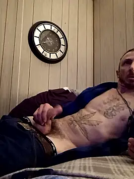 Snapshot of Mrluckstick chatting on 01.10.26 Mrluckstick online show from 01.10.26