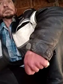 Snapshot of Mrluckstick chatting on 03.20.26 Mrluckstick online show from 03.20.26