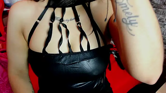 NaomyAngel online show from 11.28.25