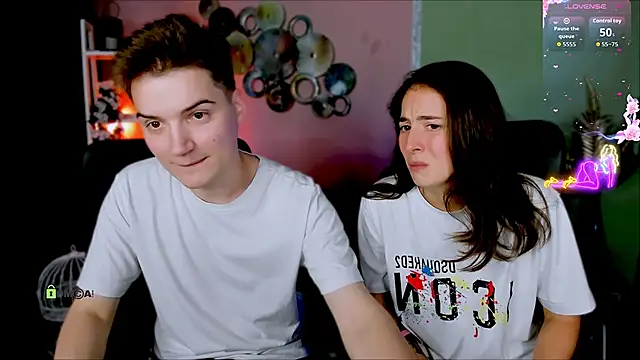 Snapshot of danny_cool chatting on 09.19.25 danny cool online show from 09.19.25