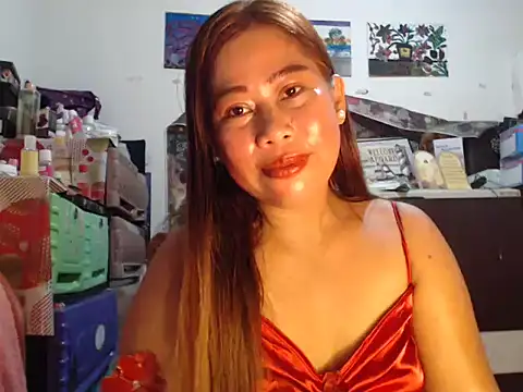Snapshot of filipina_beauty chatting on 02.14.26 filipina beauty online show from 02.14.26