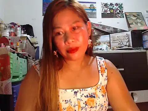 Snapshot of filipina_beauty chatting on 03.13.26 filipina beauty online show from 03.13.26