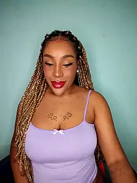 Queen Amara online show from 10.13.25