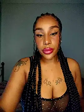 Queen Amara online show from 11.06.25