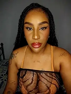 Queen Amara online show from 05.07.26